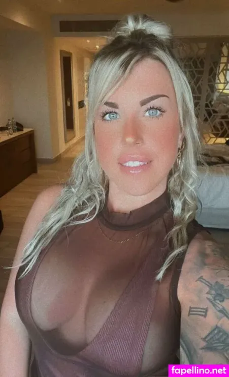 Ashley Holiday OnlyFans Thumbnail #tFfPBBvlIL