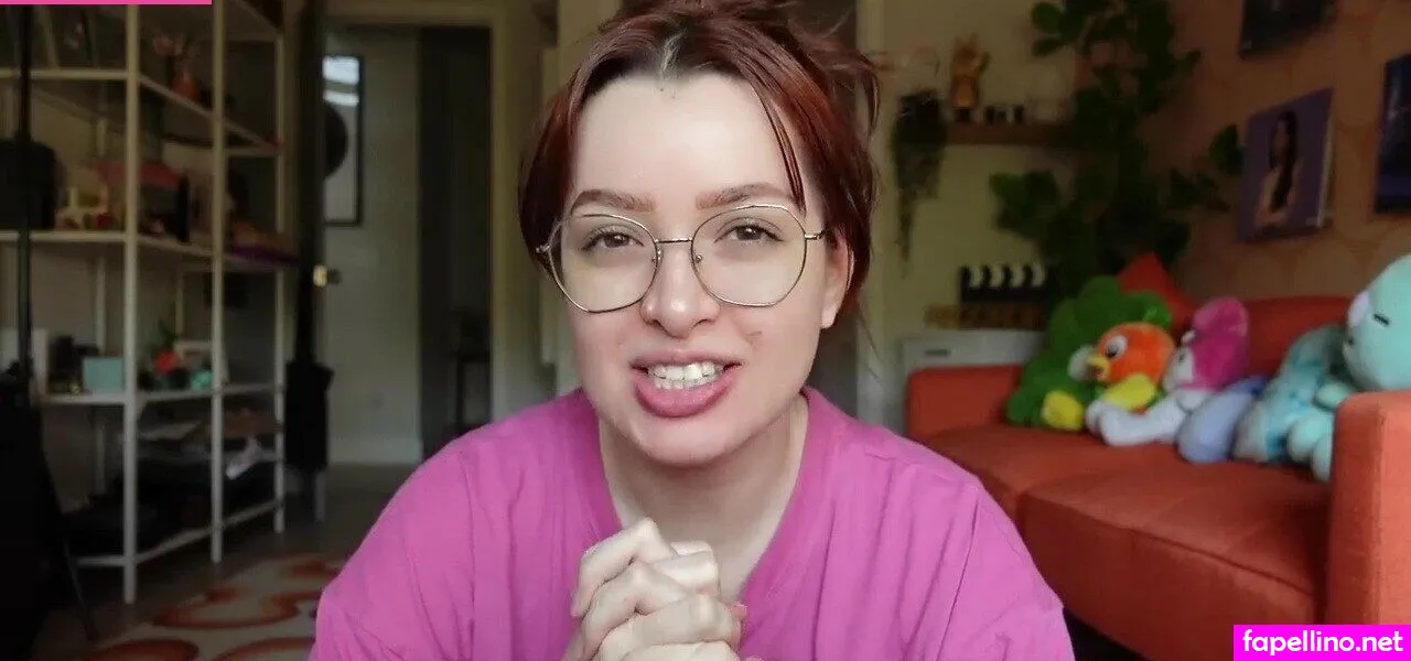 Reacts By Ash, ashley_ippolito, ashleyippolito, ur internet mom ash Nude Leaked OnlyFans Photo #dGrhmYQbVY