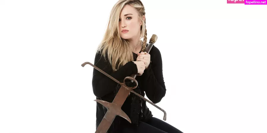Ashley Johnson OnlyFans Thumbnail #EKvWTvZpPn