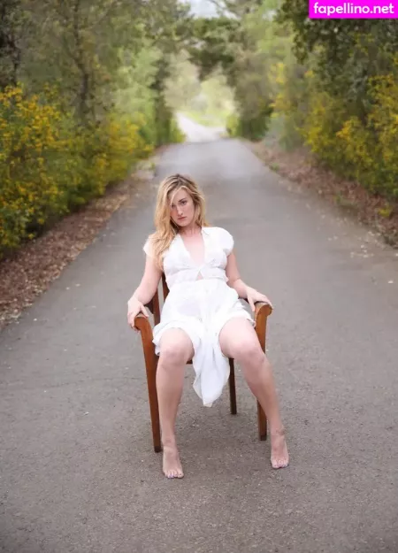Ashley Johnson OnlyFans Thumbnail #MAk2uZrEZJ