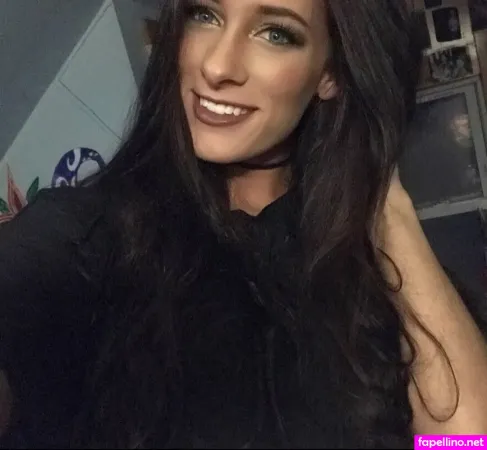 Ashley Kowalcyk OnlyFans Thumbnail #wILFJUSvCi