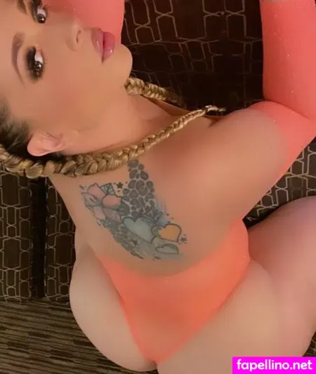 Ashley Moss OnlyFans Thumbnail #Kywmbrju28