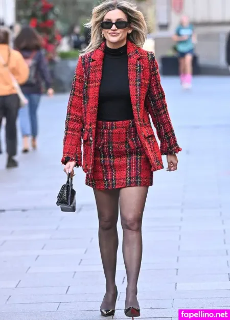 Ashley Roberts Pussycat Doll Main Profile Photo