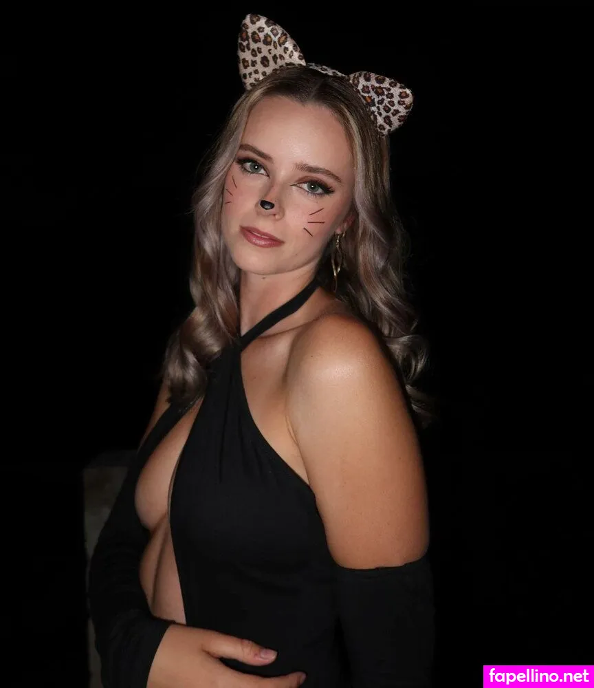 ashleyrose.harris Nude Leaked OnlyFans Photo #4GvwpbgYwI