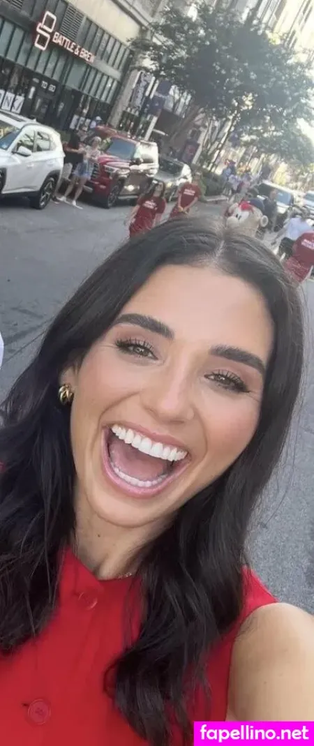 Ashley Shahahmadi OnlyFans Thumbnail #1BZnofb1rd