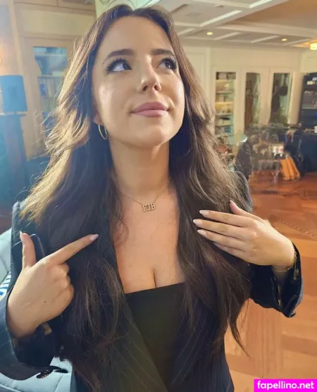 Ashley St Clair OnlyFans Thumbnail #5fhNtQnR93