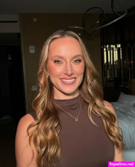 Ashley Stroehlein OnlyFans Thumbnail #0sVIN2Yz2o