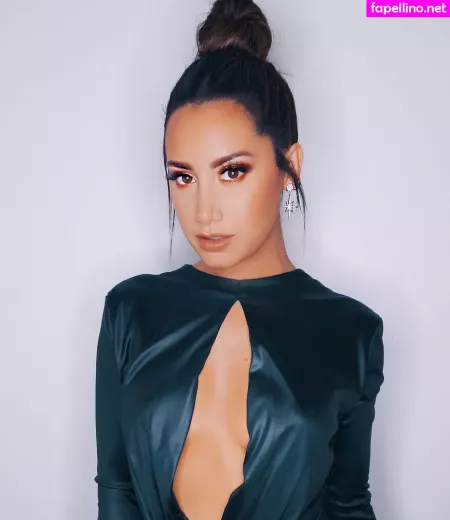 Ashley Tisdale OnlyFans Thumbnail #ffA7mDPHvG