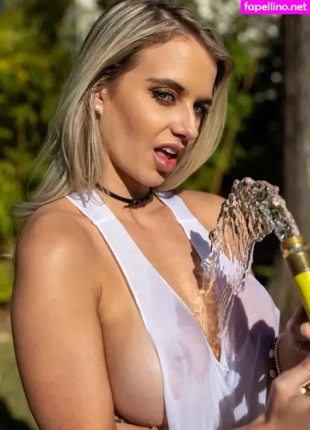 Ashley Txmodel OnlyFans Thumbnail #6Obs0aoofz