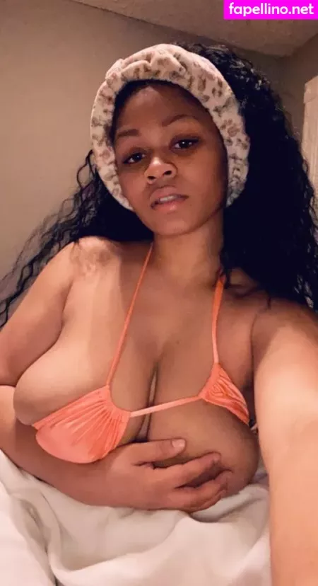 Ashley Zee OnlyFans Thumbnail #WuCtdqzSQB