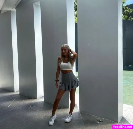 Ashleyangel OnlyFans Thumbnail #r8wZZIxIMp