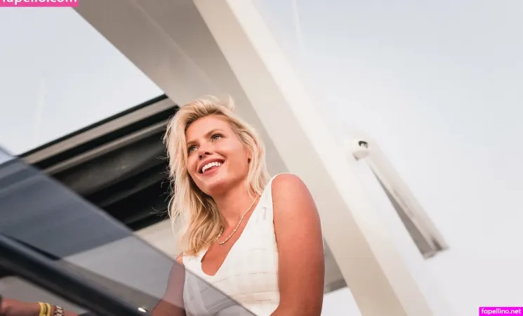 Ashleybelle OnlyFans Thumbnail #FPxFaG3zBI