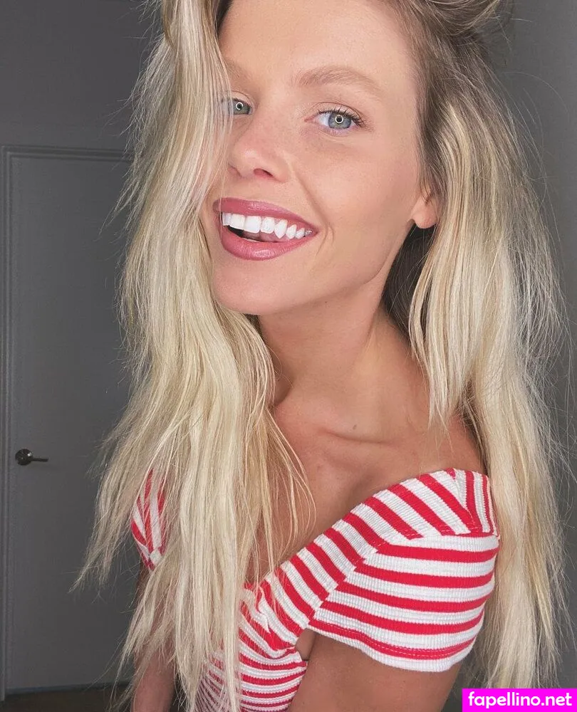 ashleybellefree, theshift_ Nude Leaked OnlyFans Photo #bHT5XzQVOL