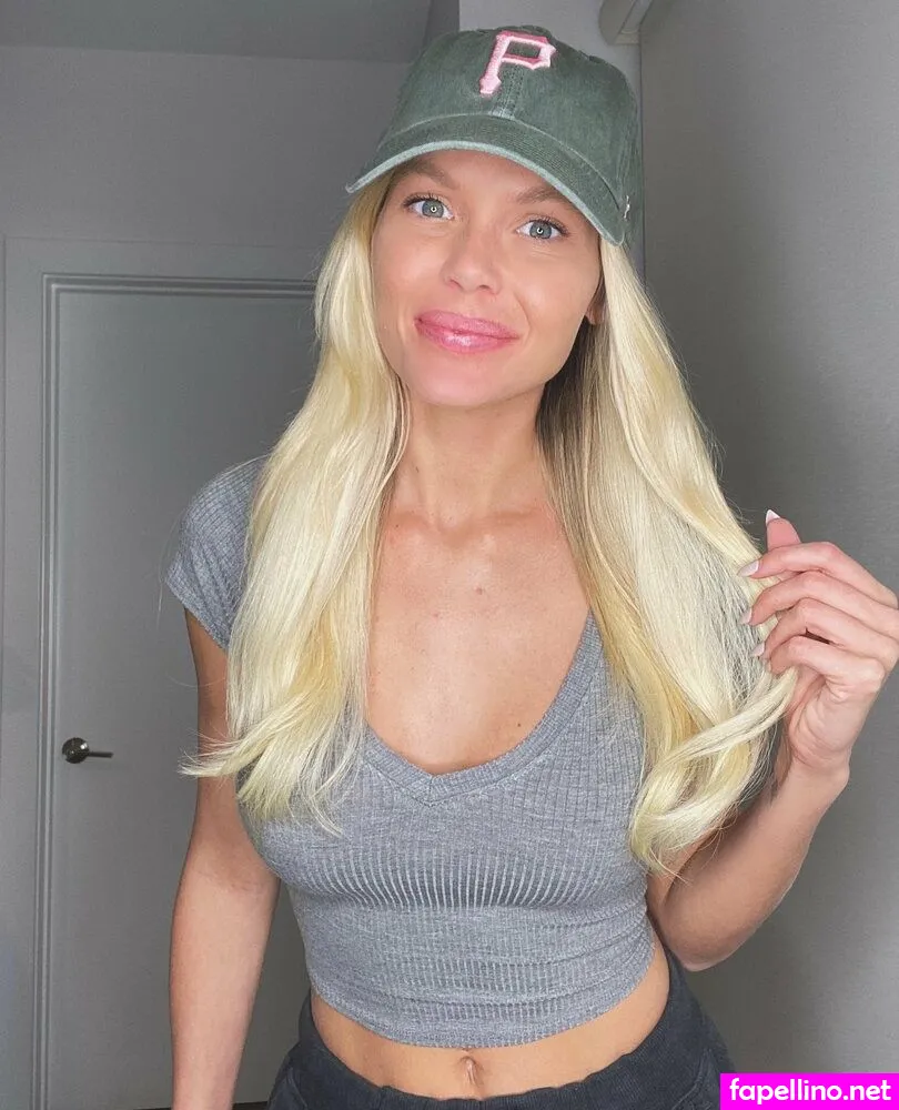 ashleybellefree, theshift_ Nude Leaked OnlyFans Photo #cU4VrAoVFO