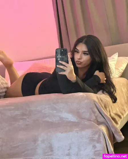 Ashleydesiraee OnlyFans Thumbnail #3joIr2yqOg