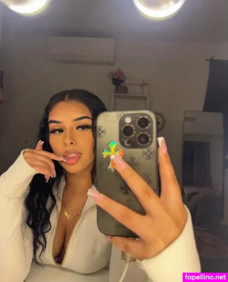 Ashleydesiraee OnlyFans Thumbnail #9noJnwBYmZ