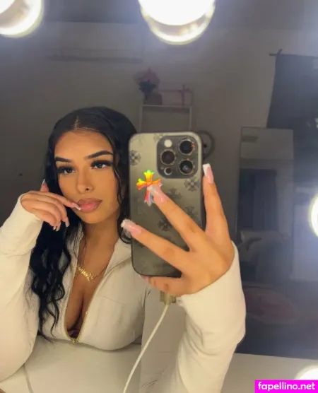 Ashleydesiraee OnlyFans Thumbnail #cVABwkHtX9