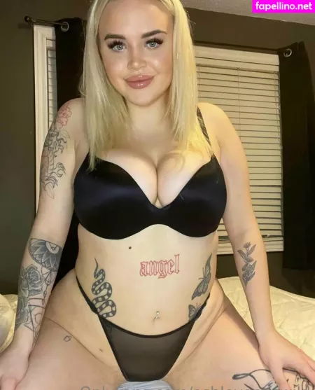 Ashleygoeswild OnlyFans Thumbnail #KkJQHg7Bln