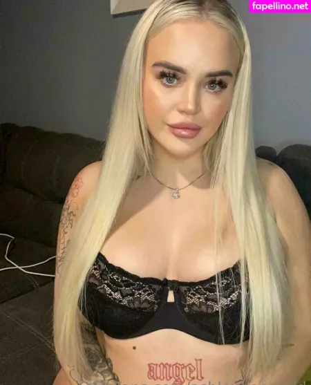 Ashleygoeswild OnlyFans Thumbnail #SuwTwixc3U