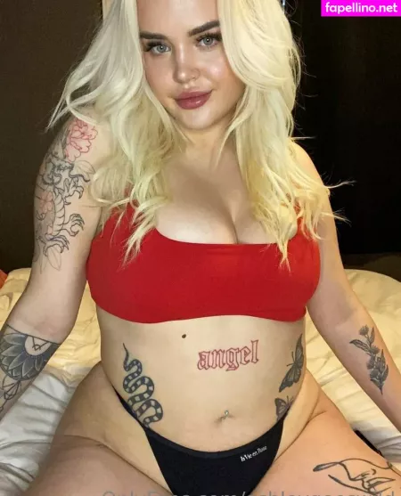 Ashleygoeswild OnlyFans Thumbnail #V2Wdvd6VOV