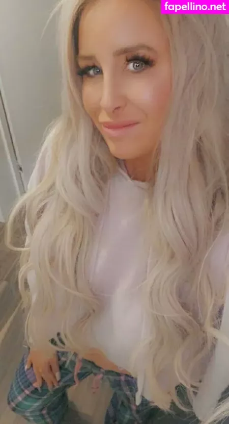 Ashleygoldca OnlyFans Thumbnail #gSrobqar4q