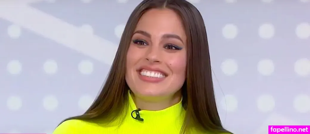 Ashleygraham OnlyFans Thumbnail #MXZ0fWFYFx