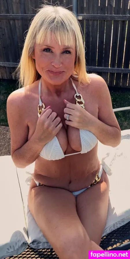 Ashleyjohnson789709 OnlyFans Thumbnail #gwfyDMzDOM