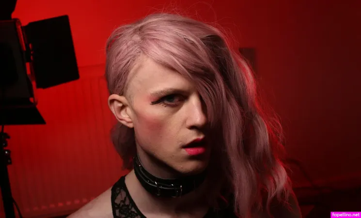 Ashleyloweuk OnlyFans Thumbnail #iUiCIamdKt