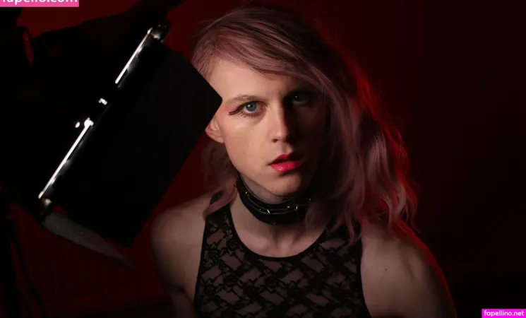 Ashleyloweuk OnlyFans Thumbnail #qiB46ubOwz