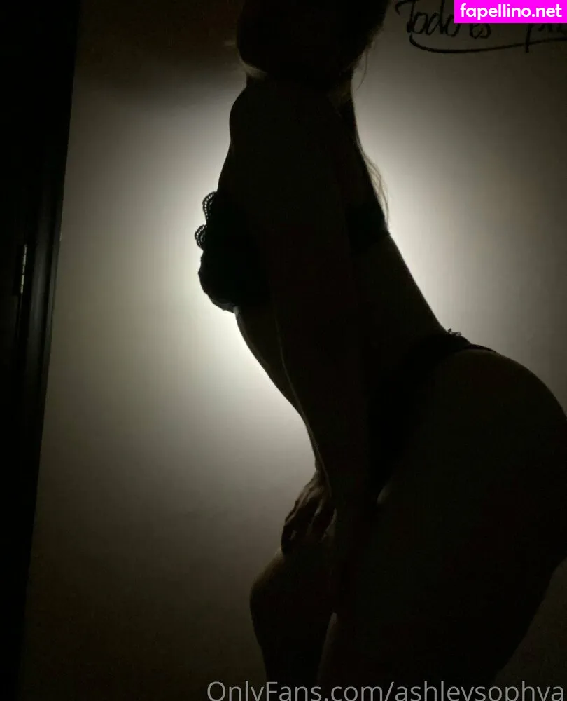 ashleysophya, ashleysophya_ Nude Leaked OnlyFans Photo #bIndn9ms0D