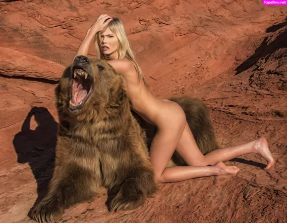 Ashleysouthernbellevip OnlyFans Thumbnail #FhNNWRoGQM