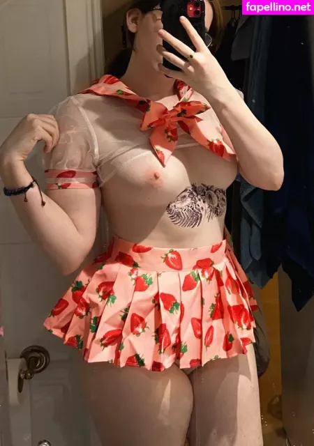 Ashleysquirts OnlyFans Thumbnail #YAw7ylHkOx