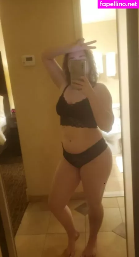 Ashleywhitecams OnlyFans Thumbnail #rZwg8oTN7T