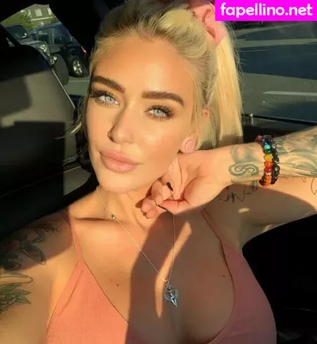 Ashleywolfx OnlyFans Thumbnail #7J94w4dilY