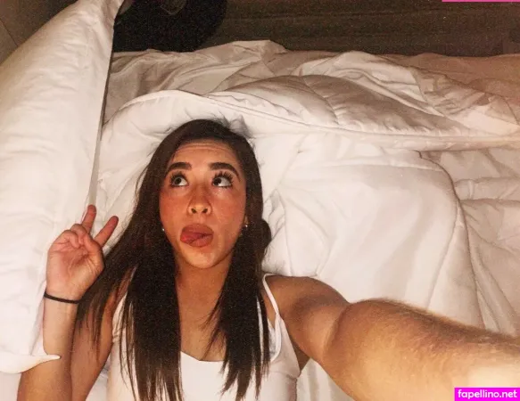 Ashly Martinez OnlyFans Thumbnail #ZuUmwEIKid