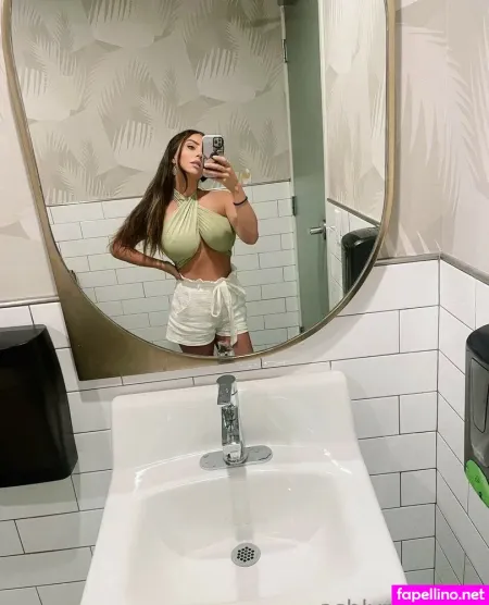 Ashlyn Dupont OnlyFans Thumbnail #NIyU8VBown