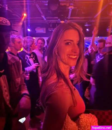 Ashlyn Sullivan OnlyFans Thumbnail #ZvypNzQ4r9