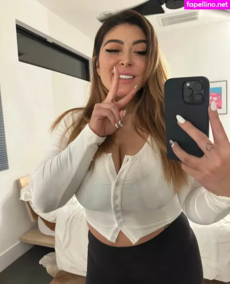 Ashlynn Arias 1 OnlyFans Thumbnail #5KFRy8mVGD