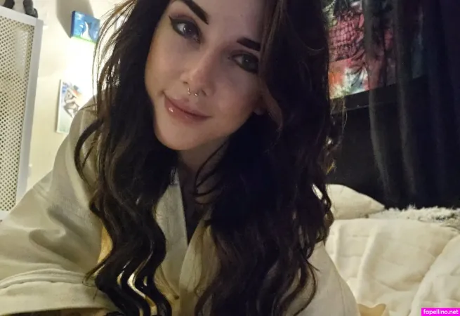 Ashlynnviolet OnlyFans Thumbnail #7UsUOqj30B