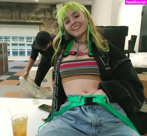 Ashnikko OnlyFans Thumbnail #7Ve3hAzT3x