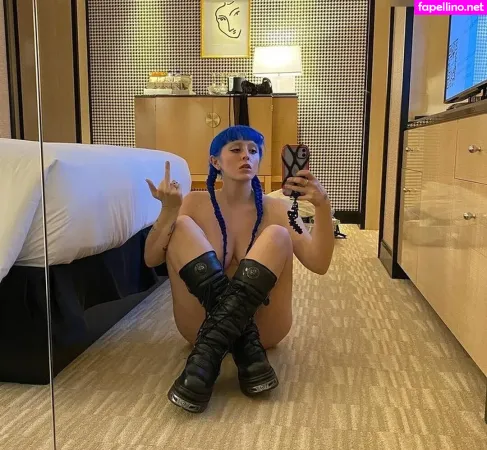 Ashnikko OnlyFans Thumbnail #HeH8lcQ0ee