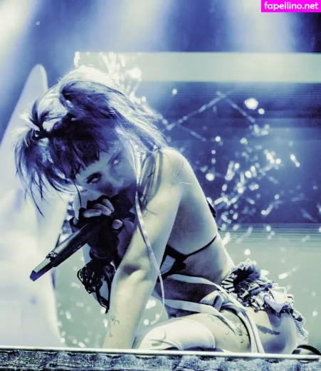 Ashnikko OnlyFans Thumbnail #I8JAiWWu94