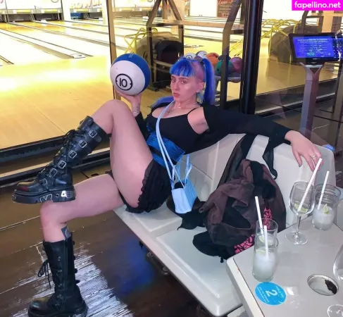 Ashnikko OnlyFans Thumbnail #xAjSPnK0I7