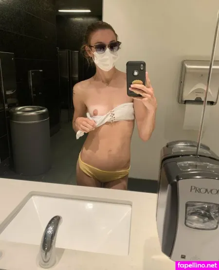 Ashsmashes OnlyFans Thumbnail #5UOJxuftxJ