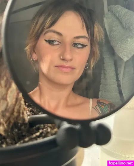 Ashtrayprincess OnlyFans Thumbnail #4KNwsidpDX