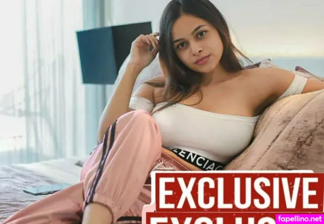 Ashwitha 3 OnlyFans Thumbnail #EiQRWd7Jii