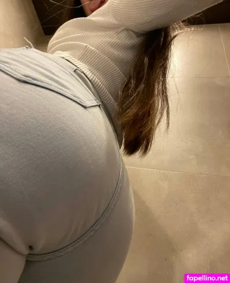 Asi Akira Main Profile Photo