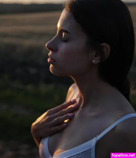 Asi Mikovich OnlyFans Thumbnail #ZrePNM5jsv