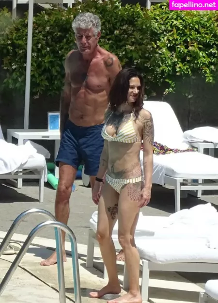 Asia Argento OnlyFans Thumbnail #rm7e4c9XNl