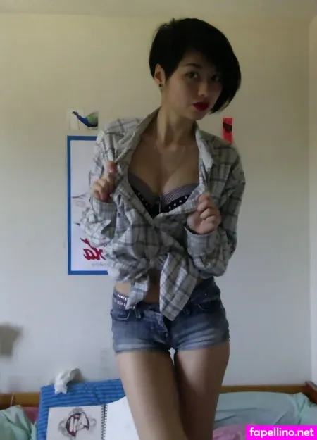 Asian From Early 2000 Era OnlyFans Thumbnail #RgE4KmdQfK